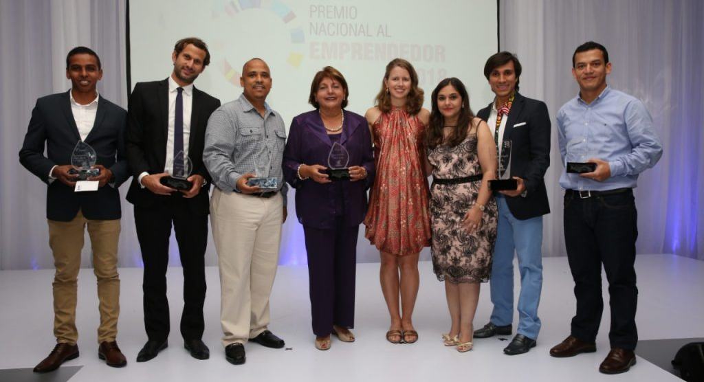 jair_manuel_poveda_frago_premio_nacional_emprendimiento