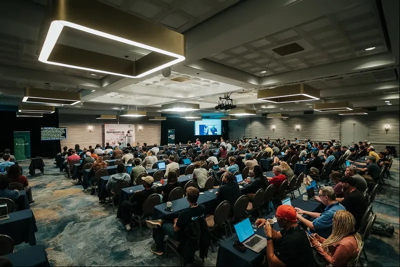 DjangoCon US 2025 Chicago: Código, Resiliencia y Futuro